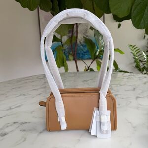 NWT COACH Swing Zip Bag 20 Honey Brown Brass CAM45 Camel Tan Gold Shoulder Bag